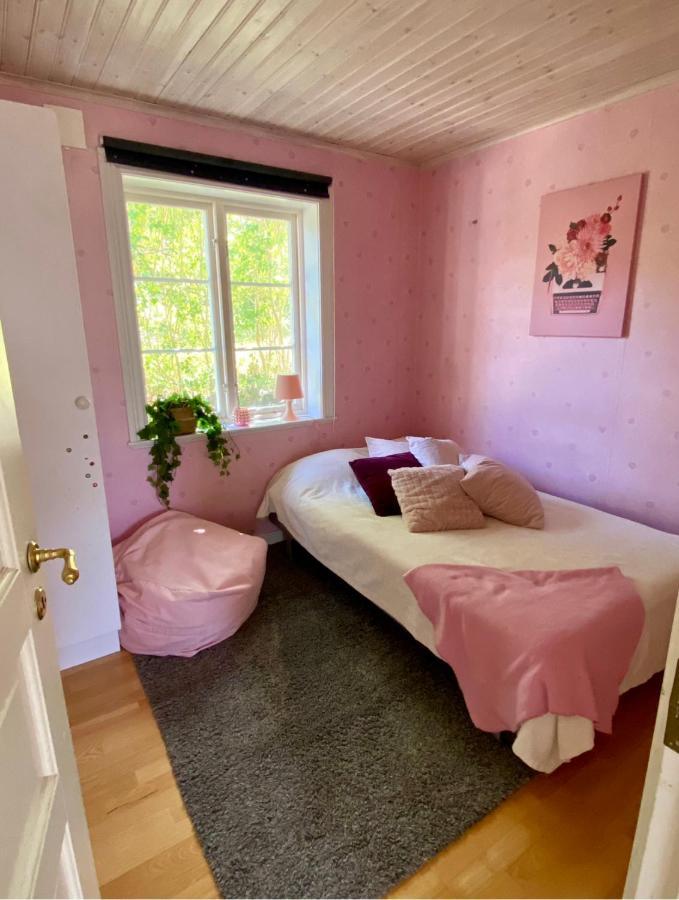 Villa I Norrtaelje 외부 사진