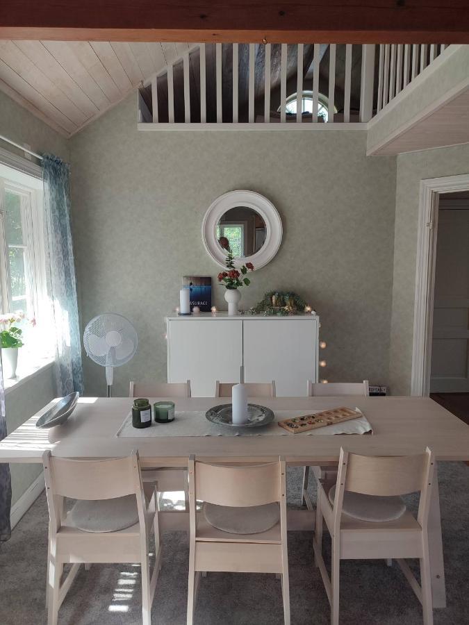 Villa I Norrtaelje 외부 사진