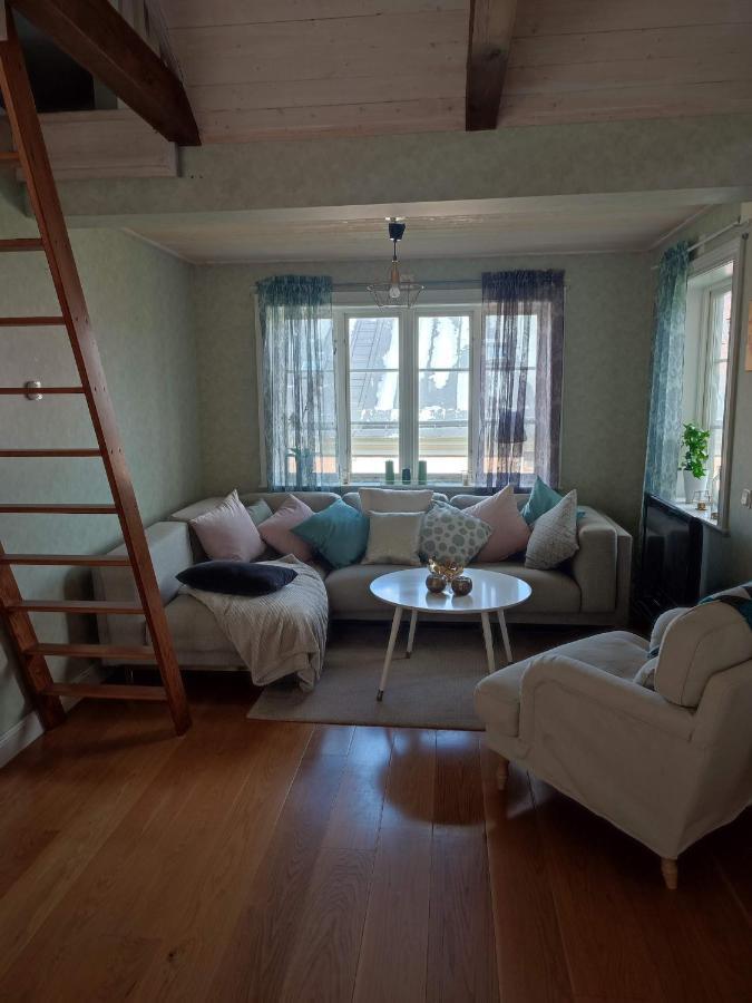 Villa I Norrtaelje 외부 사진