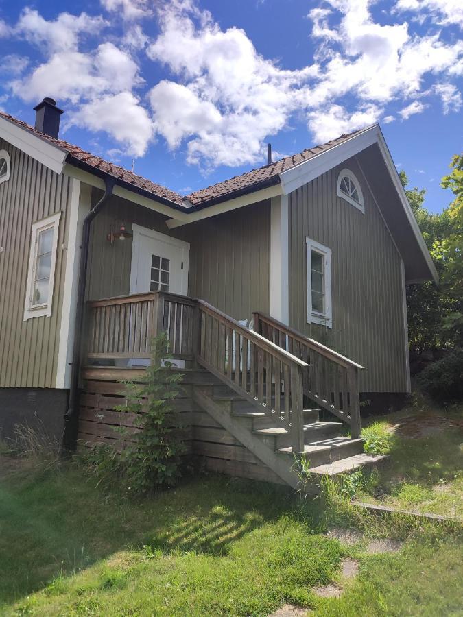 Villa I Norrtaelje 외부 사진